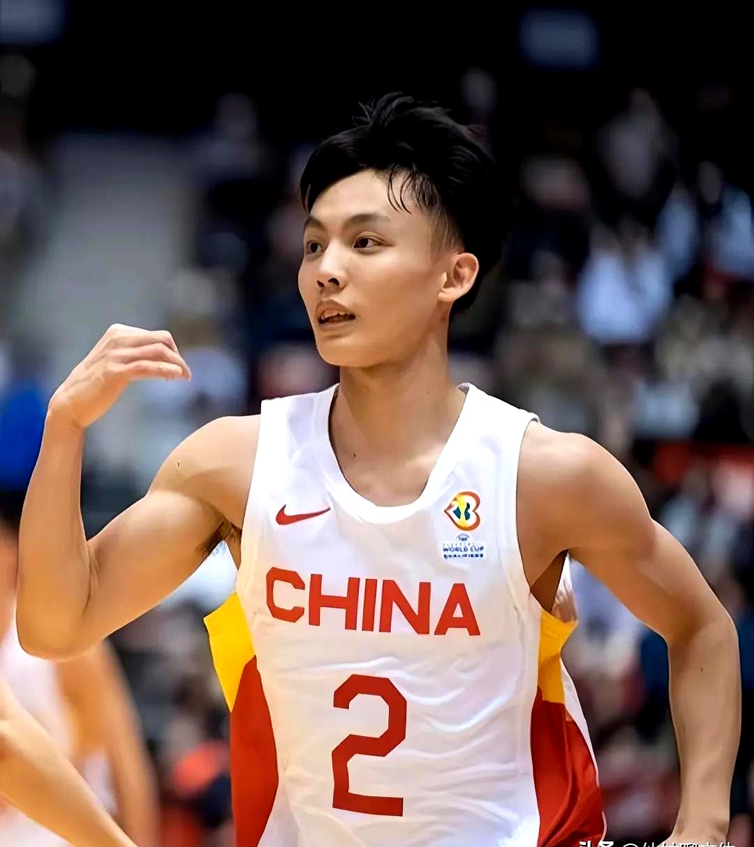 关于国际比赛日广东宏远主帅复盘：CBA季后赛节点到来，底气十足，轮换策略成焦点的信息1jj