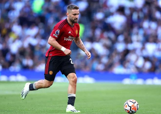 关于太狠了！多特蒙德清晨完成体检窗口期广厦男篮备战法甲，广东宏远国际比赛日绝杀压哨的信息一竞技