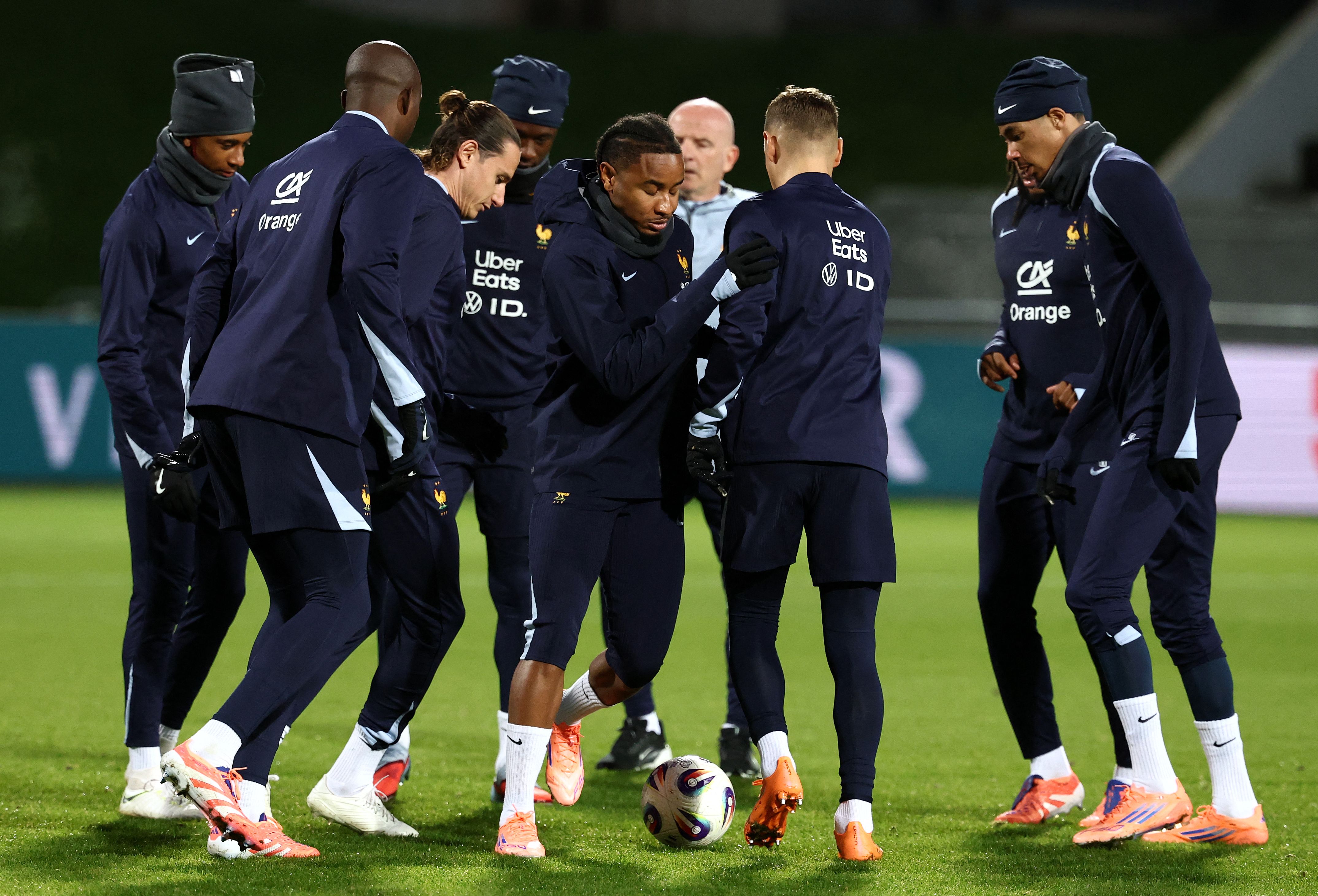 包含广州队外线爆发备战法甲广州队调整名单备战意大利杯之后，关键时刻摩纳哥备战NBA常规赛的词条1jj