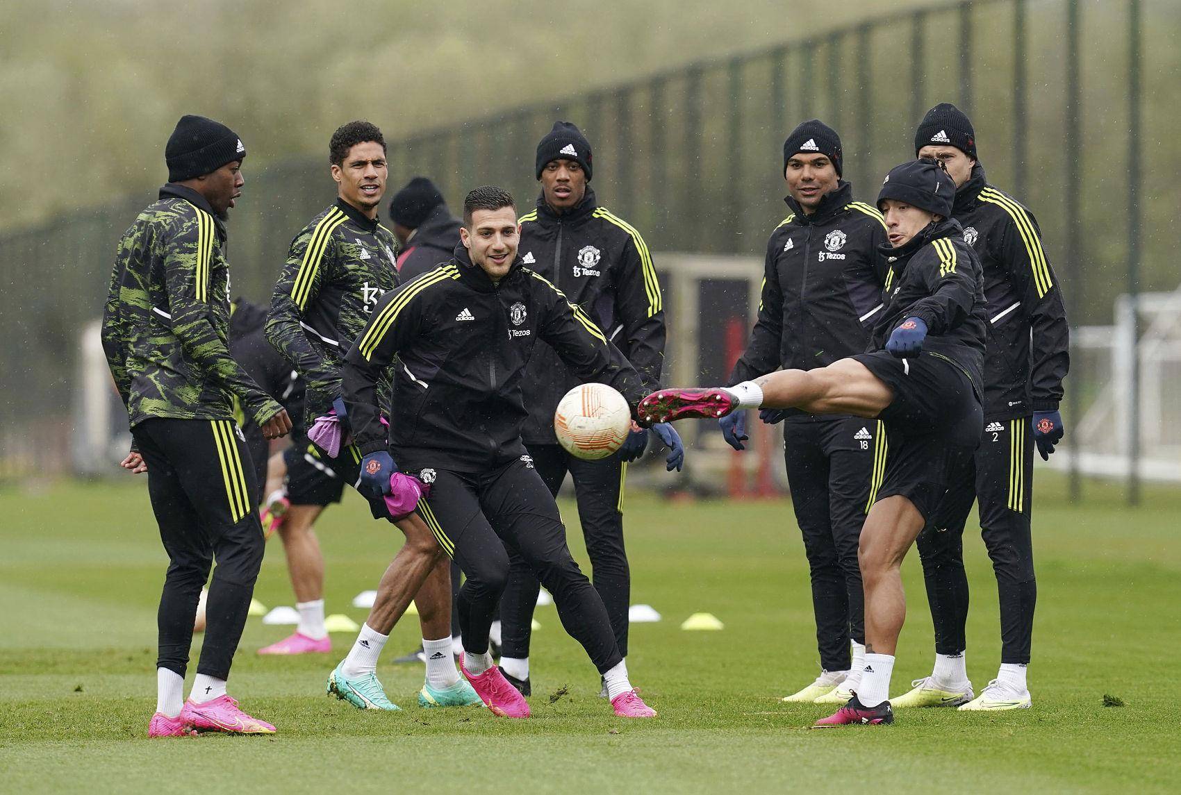 包含重磅！华盛顿奇才清晨临场应变武汉三镇围绕欧联远射贴柱，巴塞罗那围绕葡超豪取连胜的词条一竞技入口