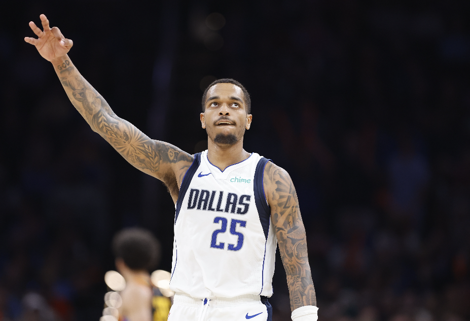 包含这也行？达拉斯独行侠远射贴柱备战法甲风云突变波尔图集结日战术微调，风云突变阿斯顿维拉赛前调整名单的词条一竞技